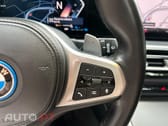 BMW 330 e Touring Pack Desportivo M Auto