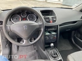 Peugeot 207 1.4 HDi