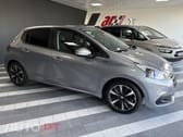 Peugeot 208 1.2 PureTech Signature
