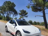 Tesla Model Y SR RWD