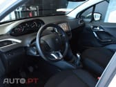 Peugeot 208 1.2 PureTech Signature