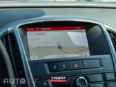 Opel Astra Outro
