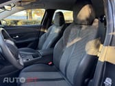 Peugeot 408 1.6 Hybrid Allure Pack e-EAT8