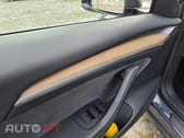 Tesla Model 3 SR Plus