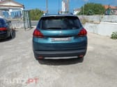 Peugeot 2008 1.2 VTi Active