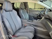 Peugeot 3008 1.6 Hybrid Allure e-EAT8