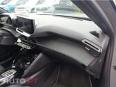 Peugeot E-2008 50 kWh GT