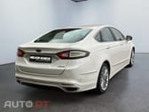 Ford Mondeo 2.0 HEV Vignale
