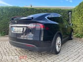 Tesla Model X 75D