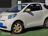 Toyota iQ 1.0 VVT-i