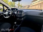Peugeot 208 1.2 PureTech Signature