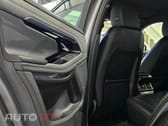 Land Rover Evoque P300e R-Dynamic