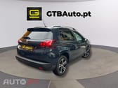 Peugeot 2008 1.2 e-VTi Style
