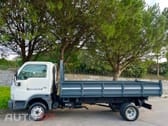 Nissan Cabstar TRIBASCULANTE