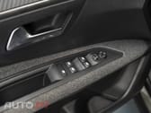 Peugeot 3008 1.5 BlueHDi Active