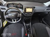 Peugeot 2008 1.2 PureTech Style