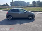 Peugeot 208 1.2 PureTech Signature