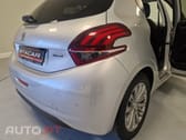 Peugeot 208 1.2 STYLE