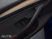 Tesla Model Y Long Range Tração Integral