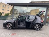 Volkswagen Golf 2.0 TSi GTi DSG Performance