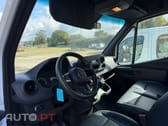 Mercedes-Benz Sprinter Outro