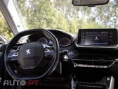 Peugeot 2008 1.2 PureTech Allure EAT6