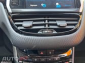 Peugeot 2008  1.2 PureTech Crossway