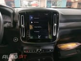 Volvo XC40 2.0 T4 R-Design