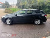 Toyota Avensis TOYOTA AVENSIS 2.0 D4D LUXURI+GPS+PELE+MULTIMÉDIA
