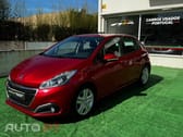 Peugeot 208 PureTech 82 Stop & Start Signature