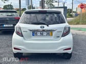 Toyota Yaris 1.5 HSD Square Collec.White