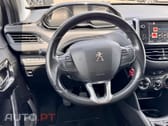 Peugeot 208 1.2 PureTech Signature