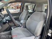 Toyota Hilux 2.5 D-4D CD Tracker