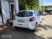 Peugeot 208 1.4 HDi