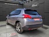 Peugeot 2008 1.2 PureTech Crossway