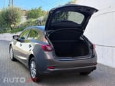 Mazda 3 1.5 Sky-G Evolve HS Navi