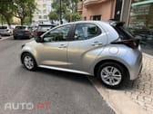 Mazda 2 1.5 L Hybrid VVT-i Centre-Line