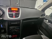 Peugeot 207 1.4 16V