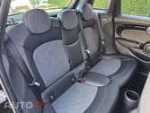 MINI Cooper D AUTO 5 Portas