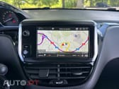Peugeot 2008 1.2 PureTech Allure EAT6