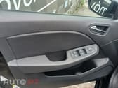 Renault Clio Outro