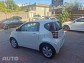 Toyota iQ 1.0 VVT-i 2 MultiDrive
