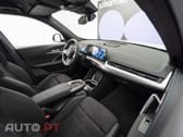 BMW iX1 eDrive20 Pack Desportivo M Pro