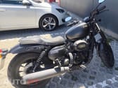 Hyosung GV 125s Bobber