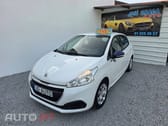 Peugeot 208 1.2i 68Cv Life