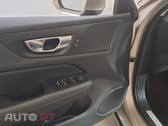 Volvo V60 2.0 B4 Momentum Core Geartronic