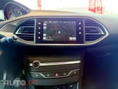 Peugeot 308 1.2 PureTech Allure Faróis Full LED
