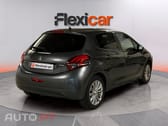 Peugeot 208 1.2 VTi Style
