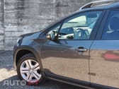 Peugeot 2008 1.2 PureTech Signature