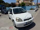 Toyota Yaris 1.0 Sol AC